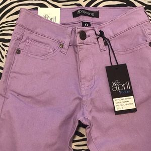 ** BNWT Skinny April Jeans!! Size 0 **